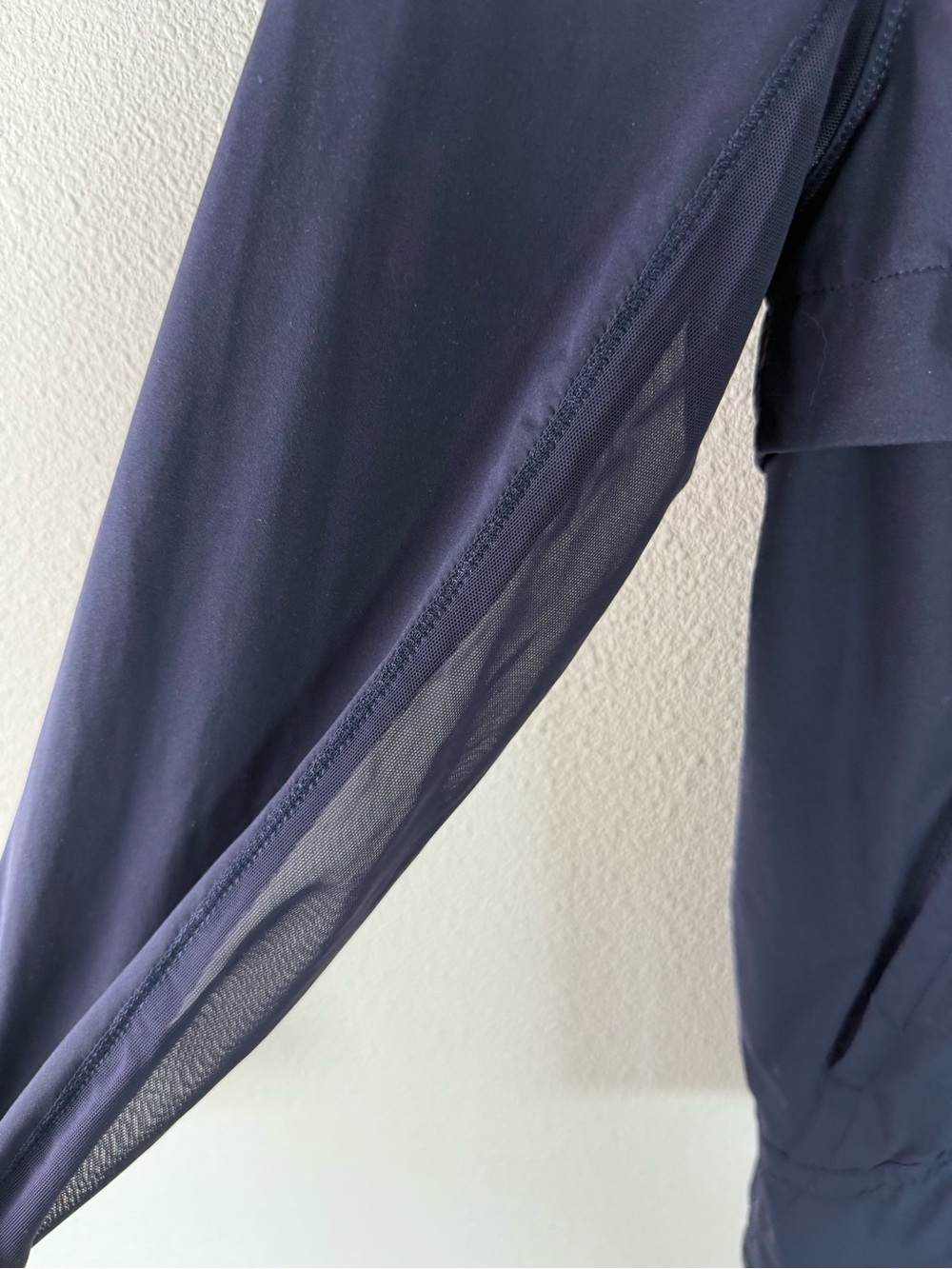 Lululemon Kicking Asphalt Jacket Midnight Navy Blue Running Casual Women’s 6 - Picture 8 of 16